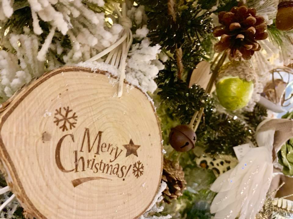 Natale Decorazioni Natalizie.Decorazioni Natalizie E Addobbi Natalizi Nei Mercatini Di Natale