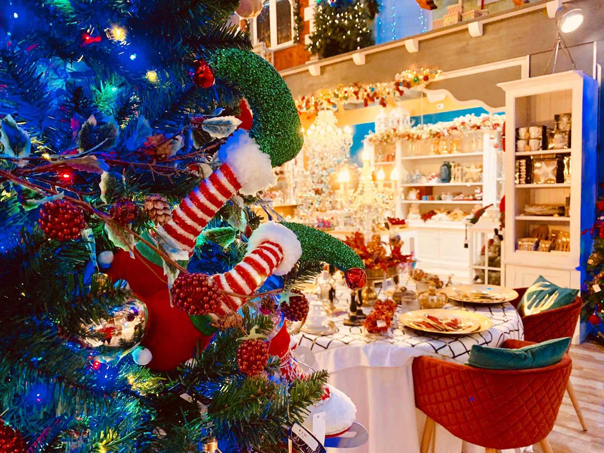 Decorazioni Natalizie Bianche E Rosse.Consigli Per Un Fantastico Albero Di Natale Da Sogno